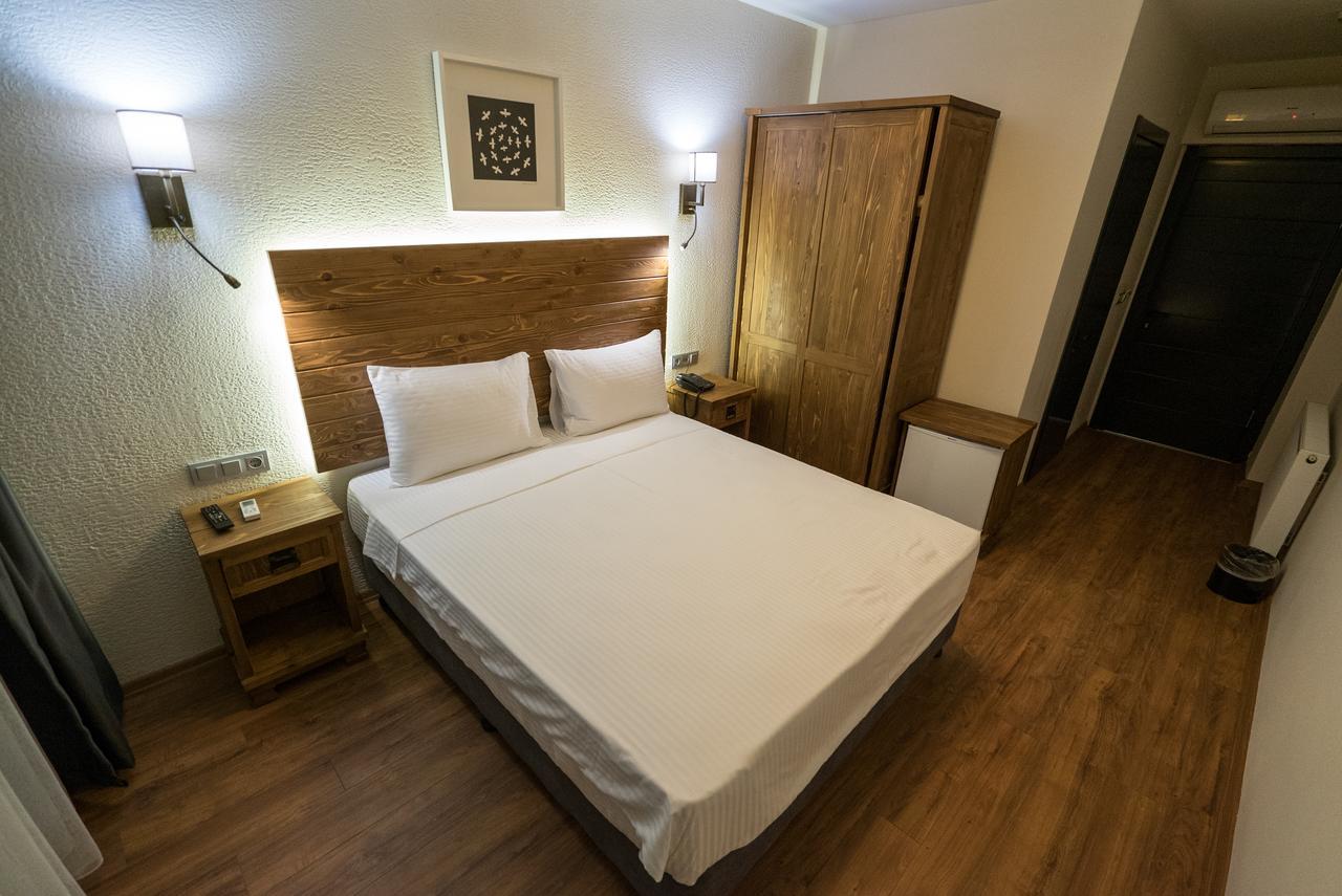8 Rooms Hotel Gelibolu Exterior photo
